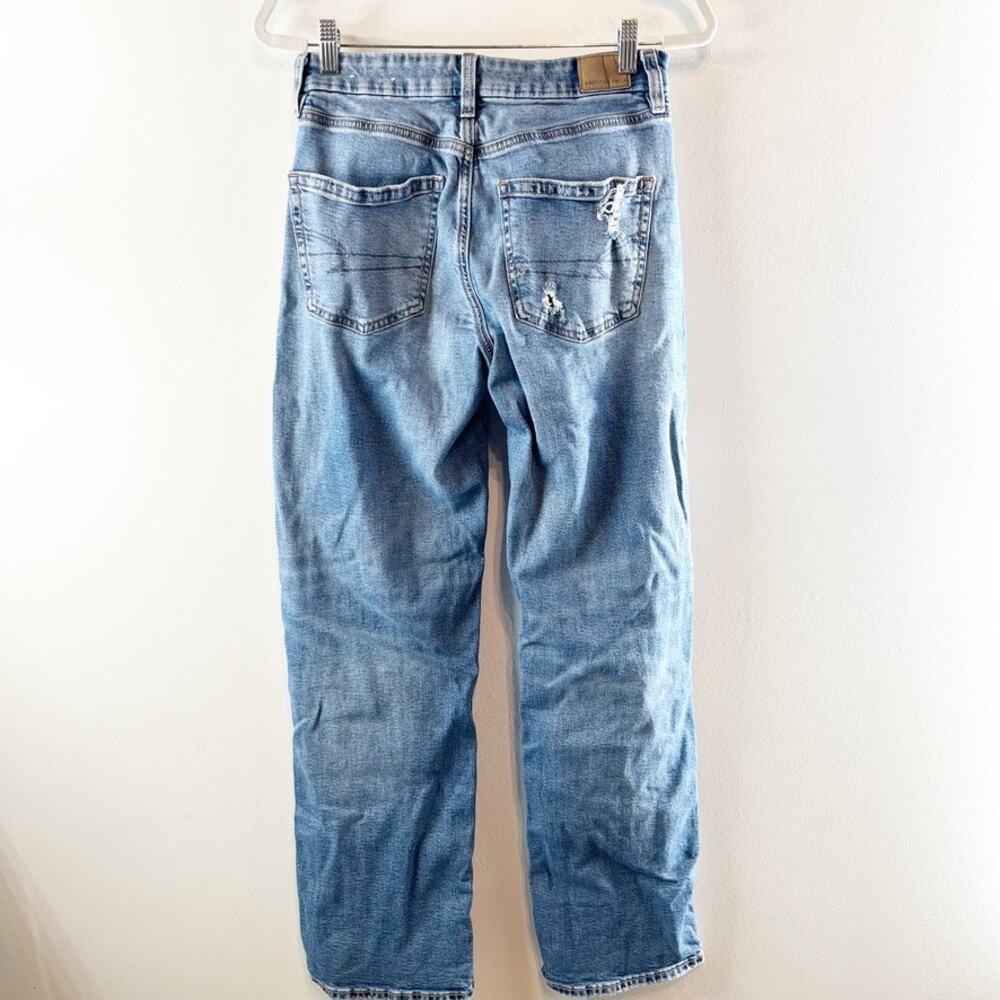 American Eagle High Rise Curvy Straight Leg Distressed Jeans Blue 6 Long - Picture 3 of 6